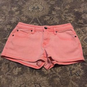 girls cute Roxy shorts size 14. Cute!!